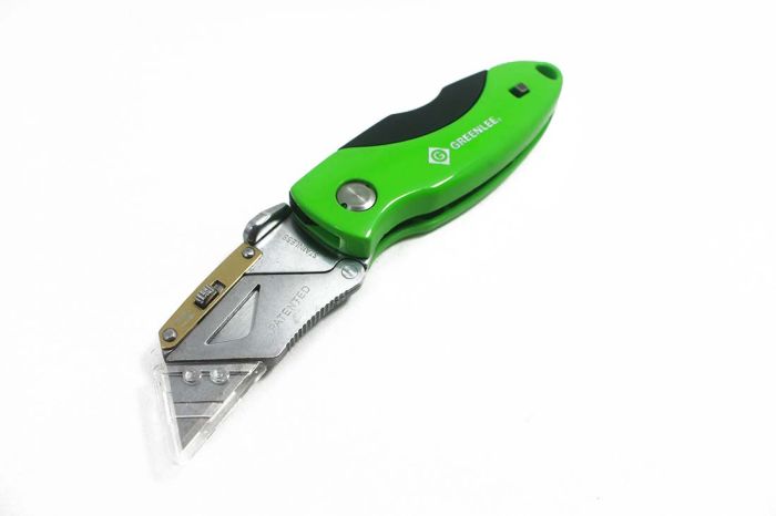 Greenlee Folding Utility Knife - Heavy Duty - Fiber Instrument Sales